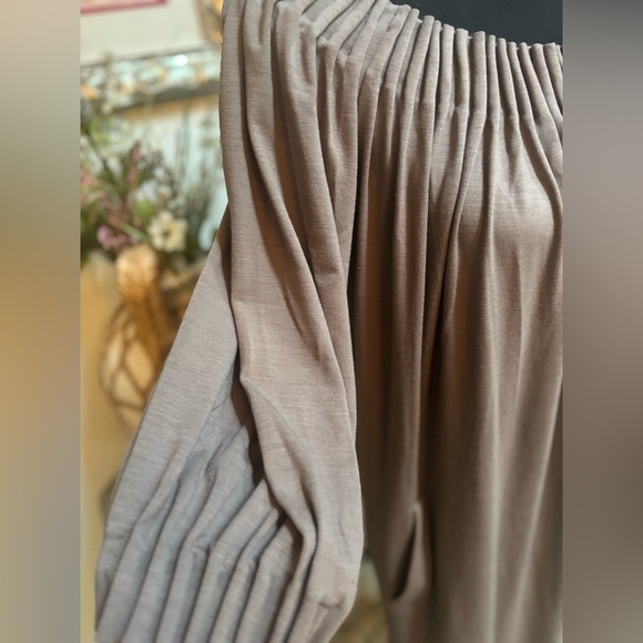 Brown BCBGMaxAzria Pleated Dress With Pockets Business Casual Wool Blend Size M - Picture 6 of 9